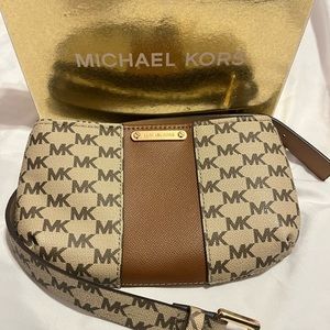 Michael Kors Waste Bag (Fanny Pack)
